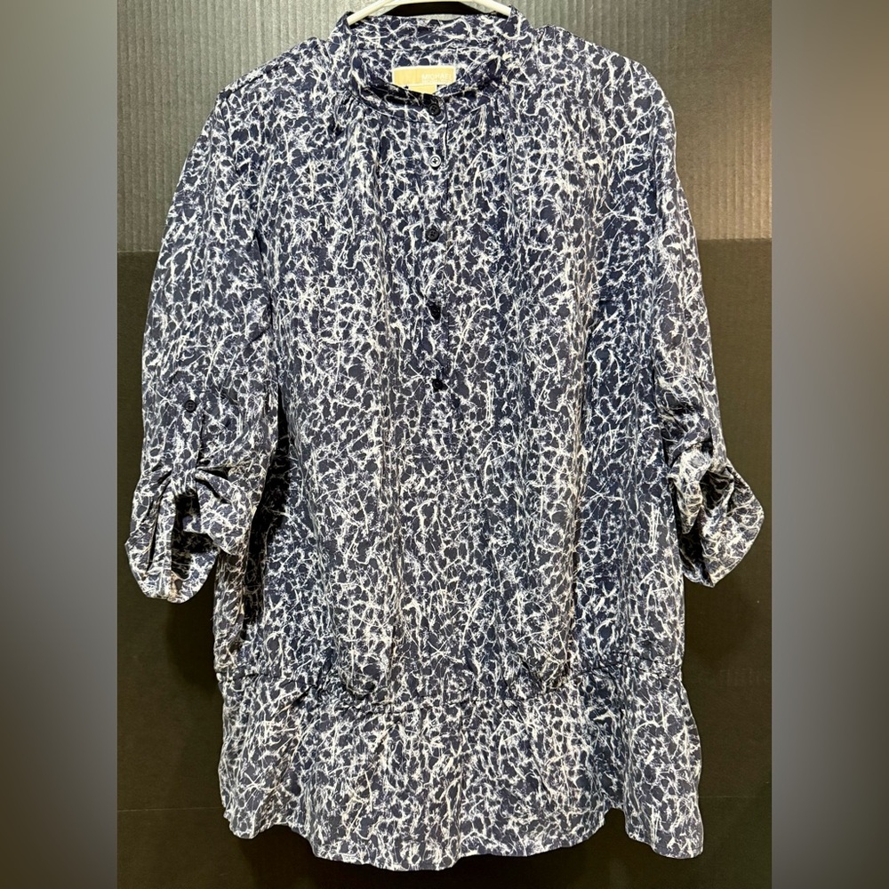 🍥Michael Kors Navy Abstract Silk Banded Neck 3/4 sleeve Tunic